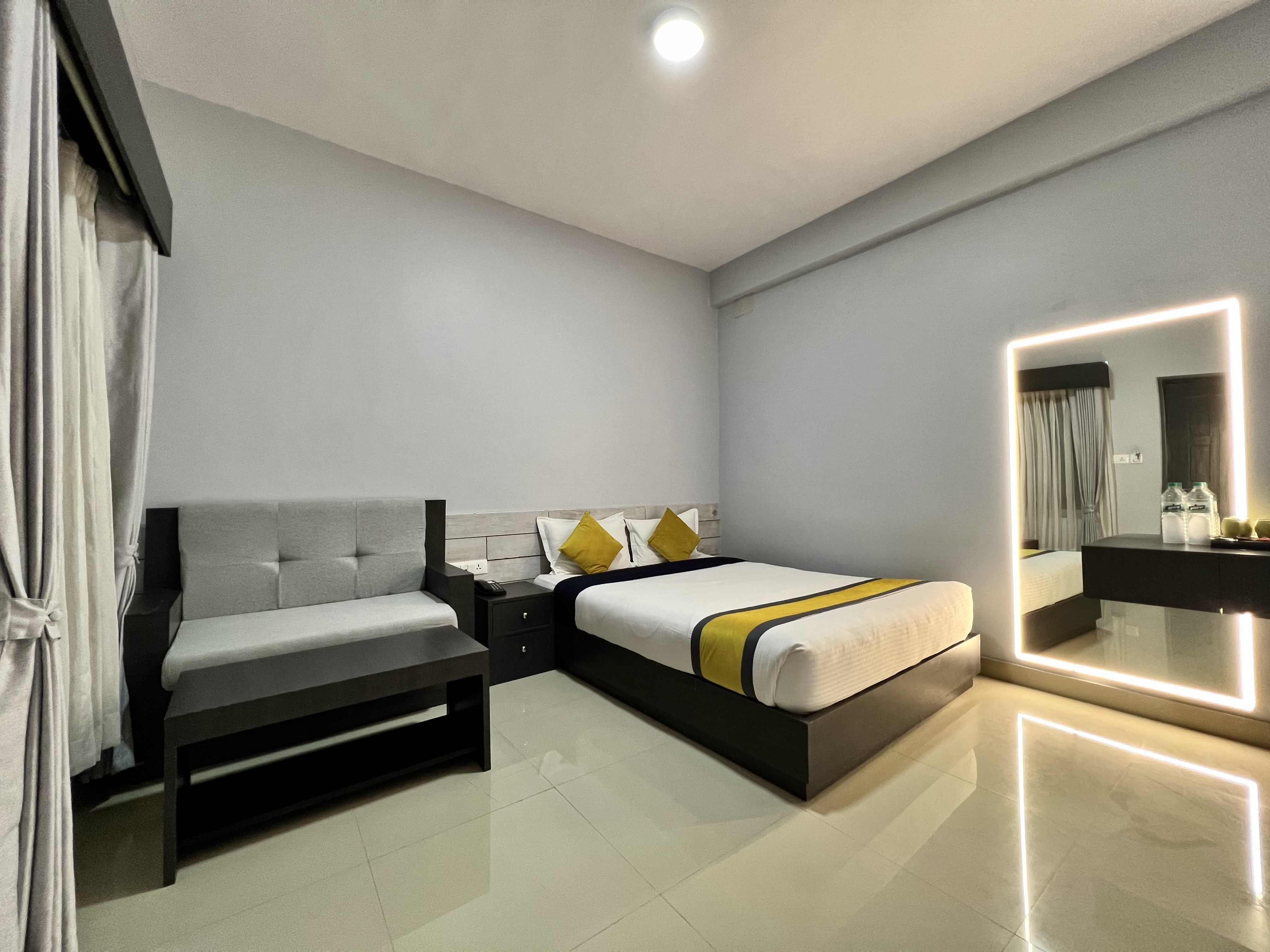 SwapnaBagh Hotel and Resort