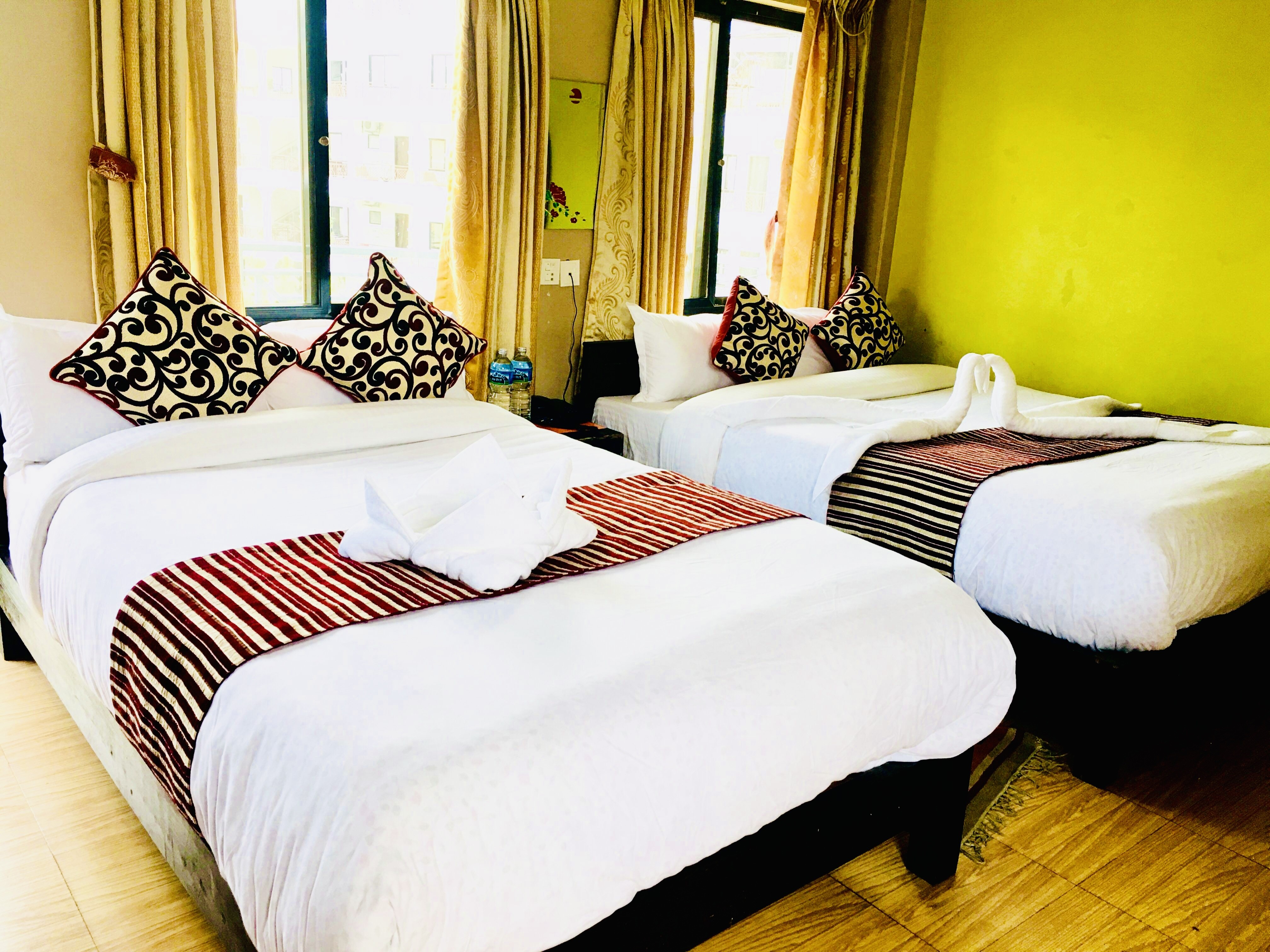 Hotel Donosti Pokhara