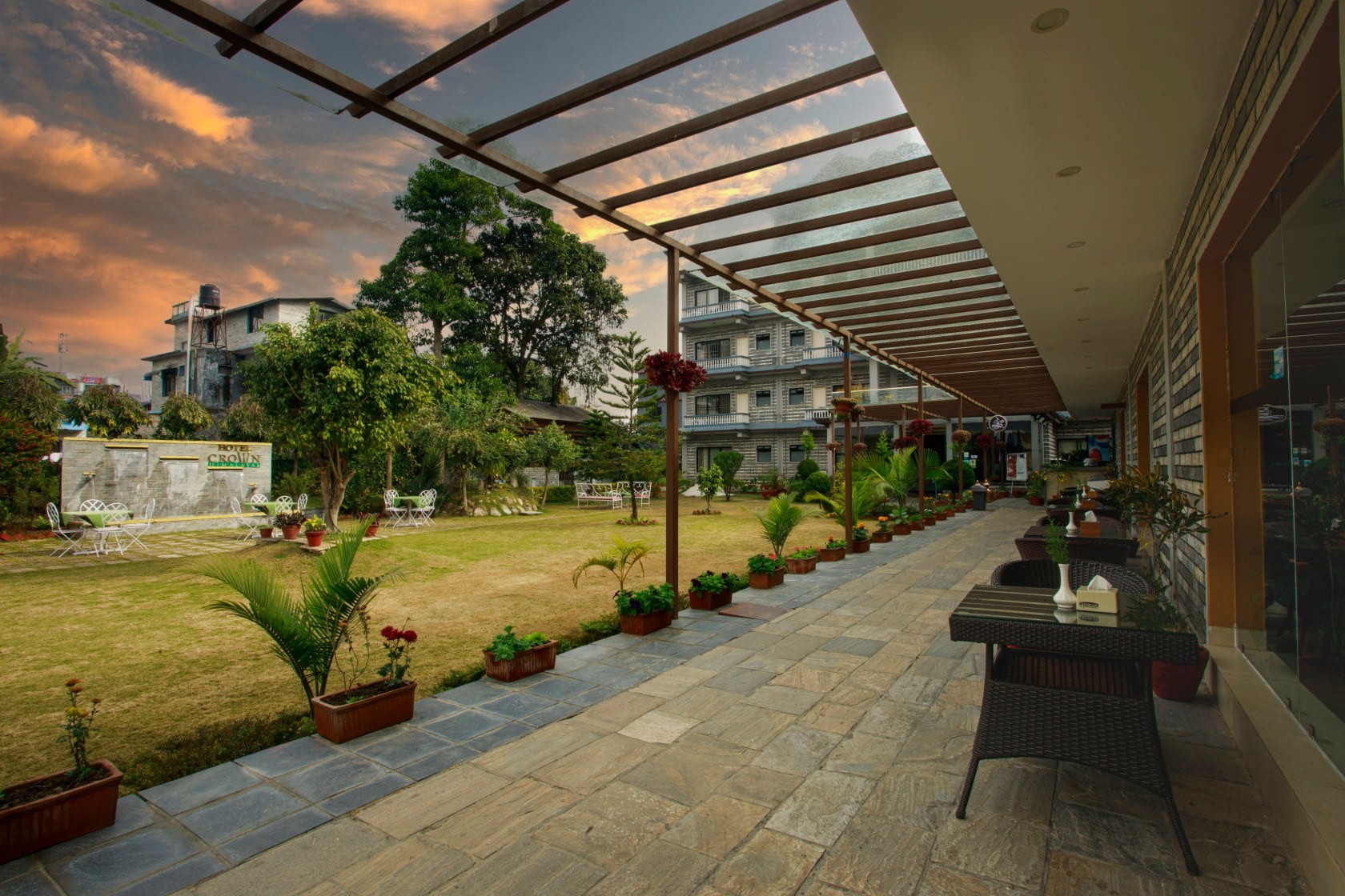 Hotel Crown Himalayas Pvt Ltd