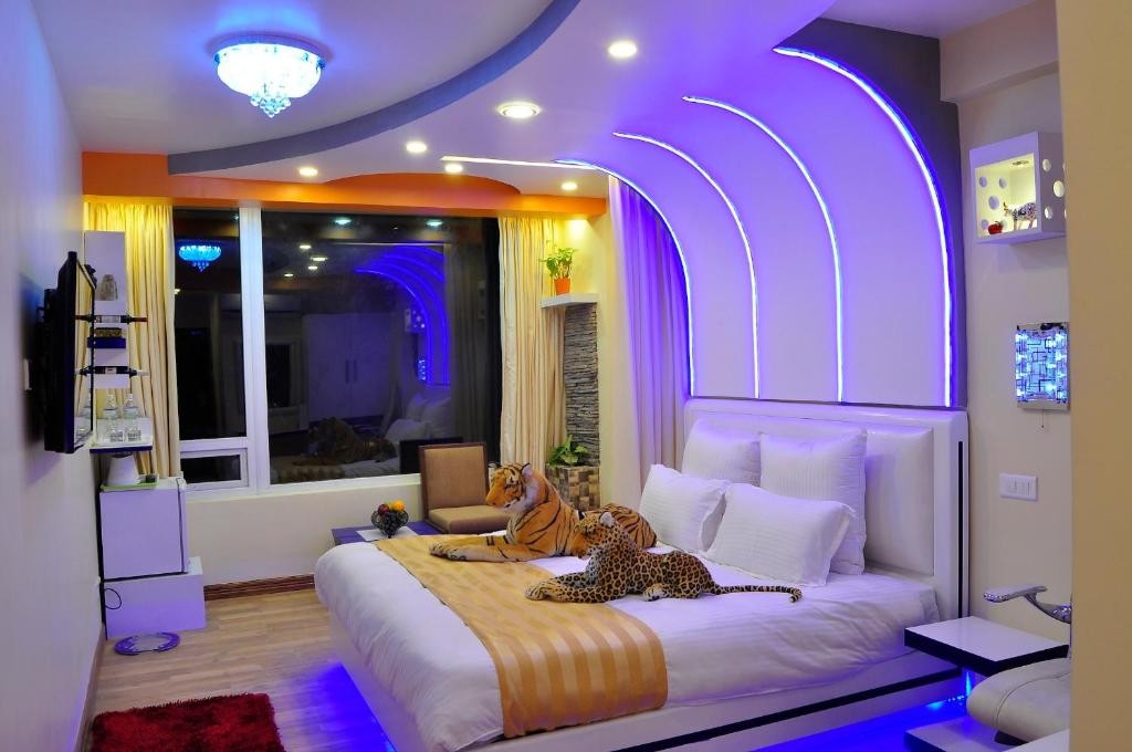 Royal Penguin Boutique Hotel and Spa