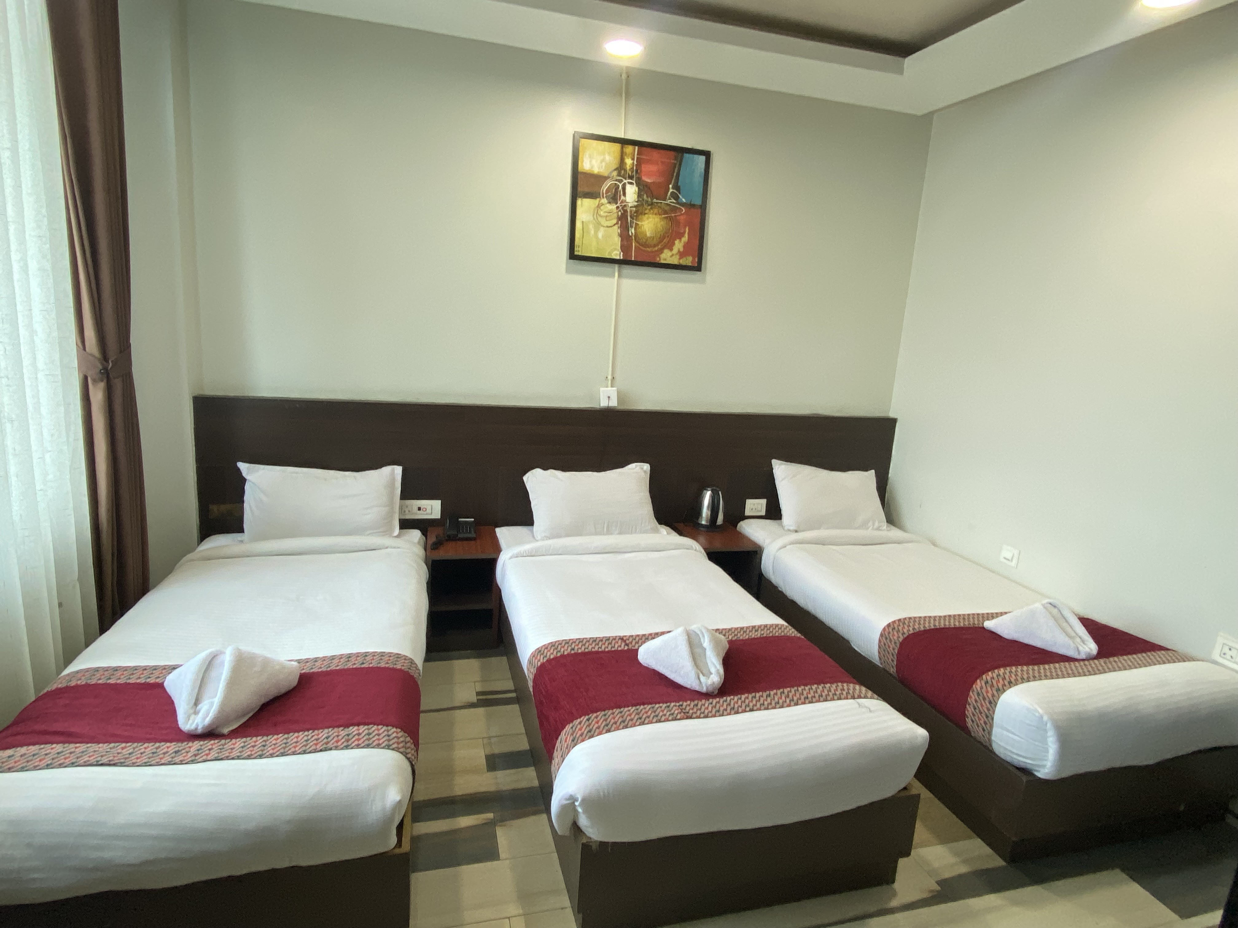 THE SR HOTEL