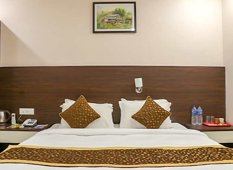 Hotel Gajur Palace