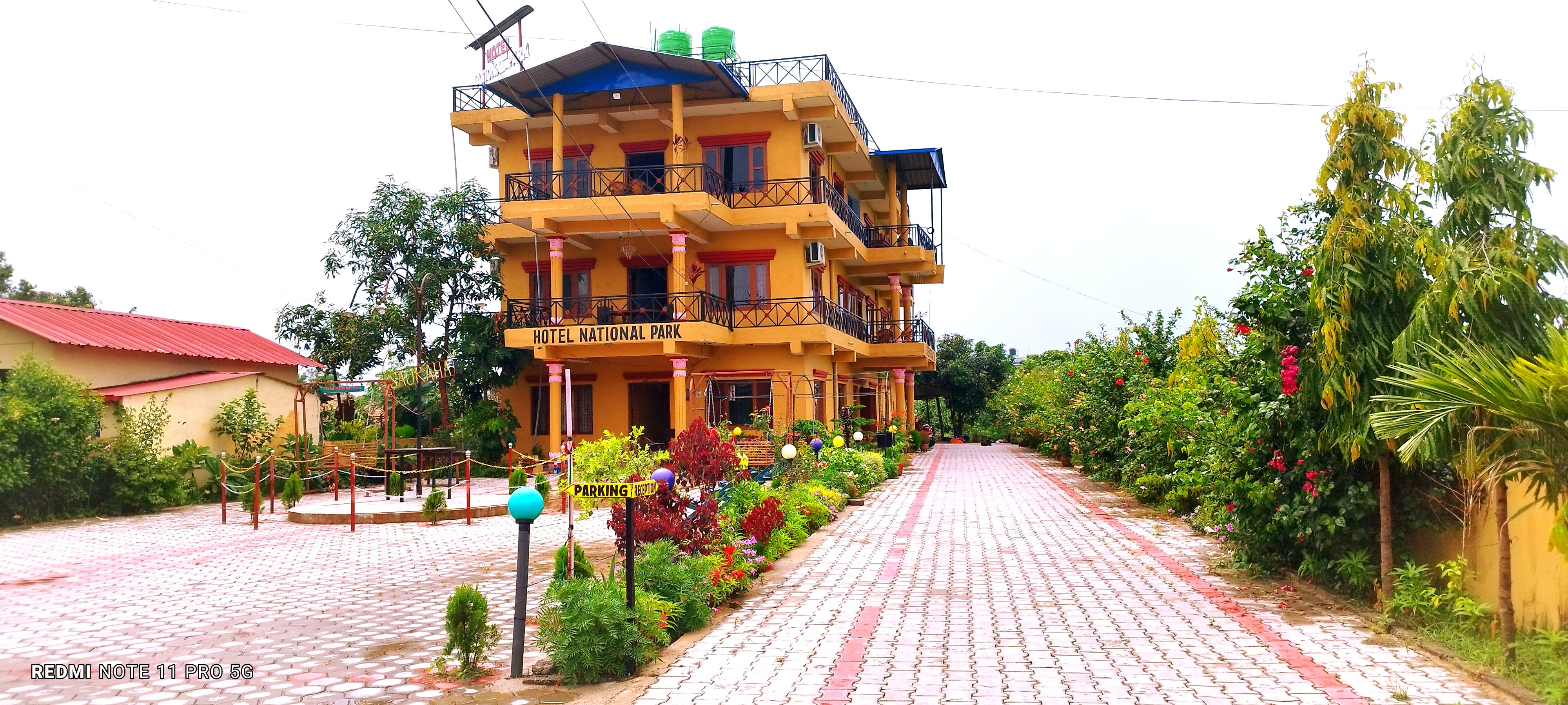 Hotel National Park Sauraha