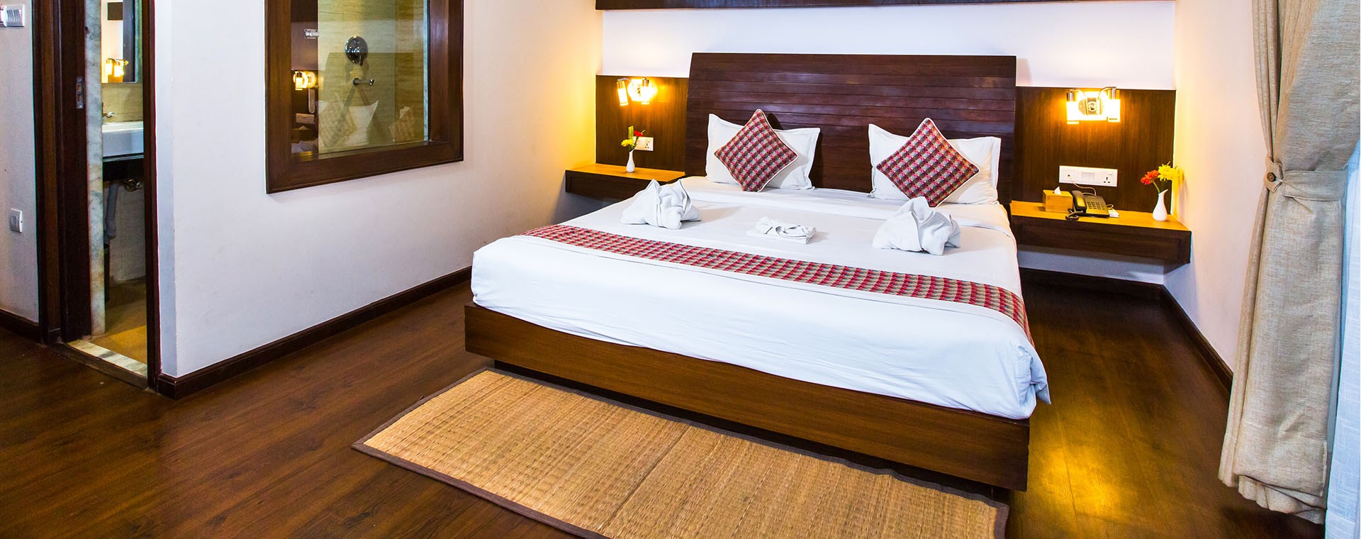 Kathmandu Suite Home|Deluxe Double Room