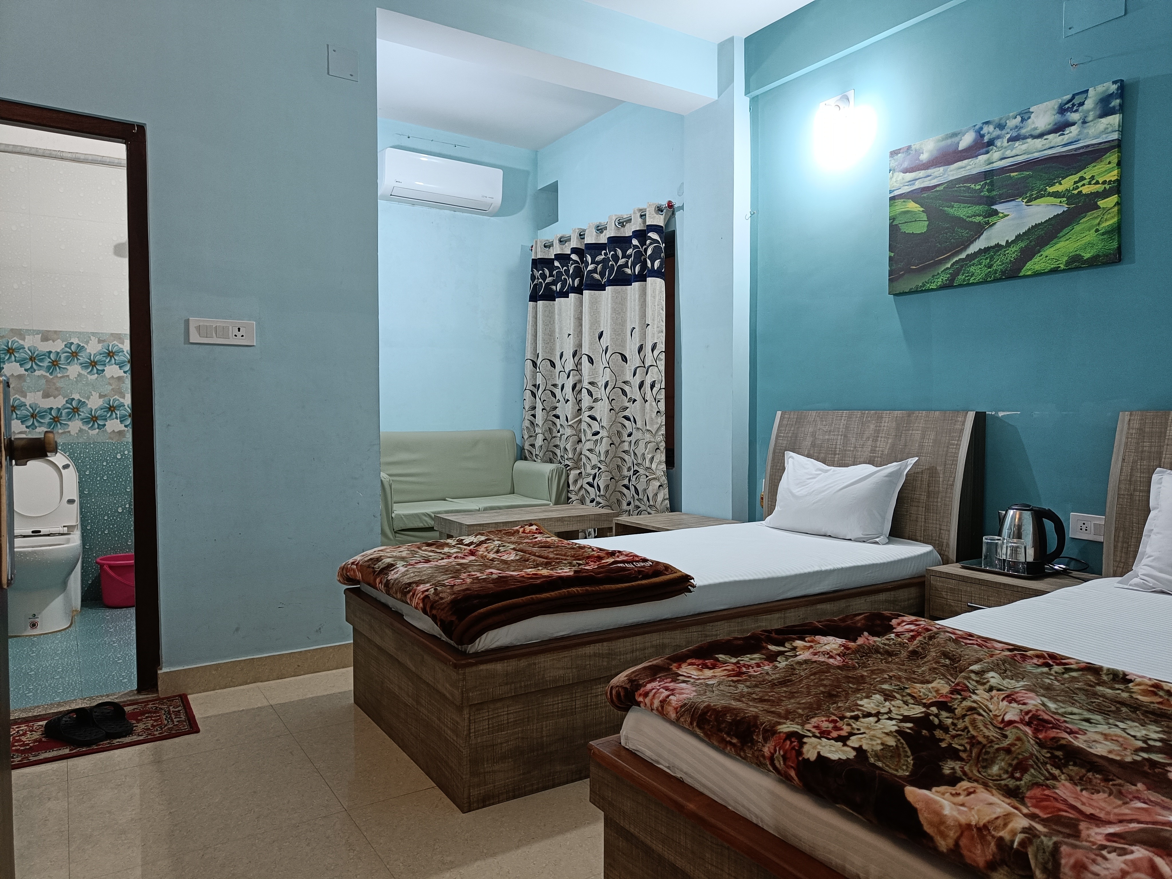 Hotel Vrindavan Palace