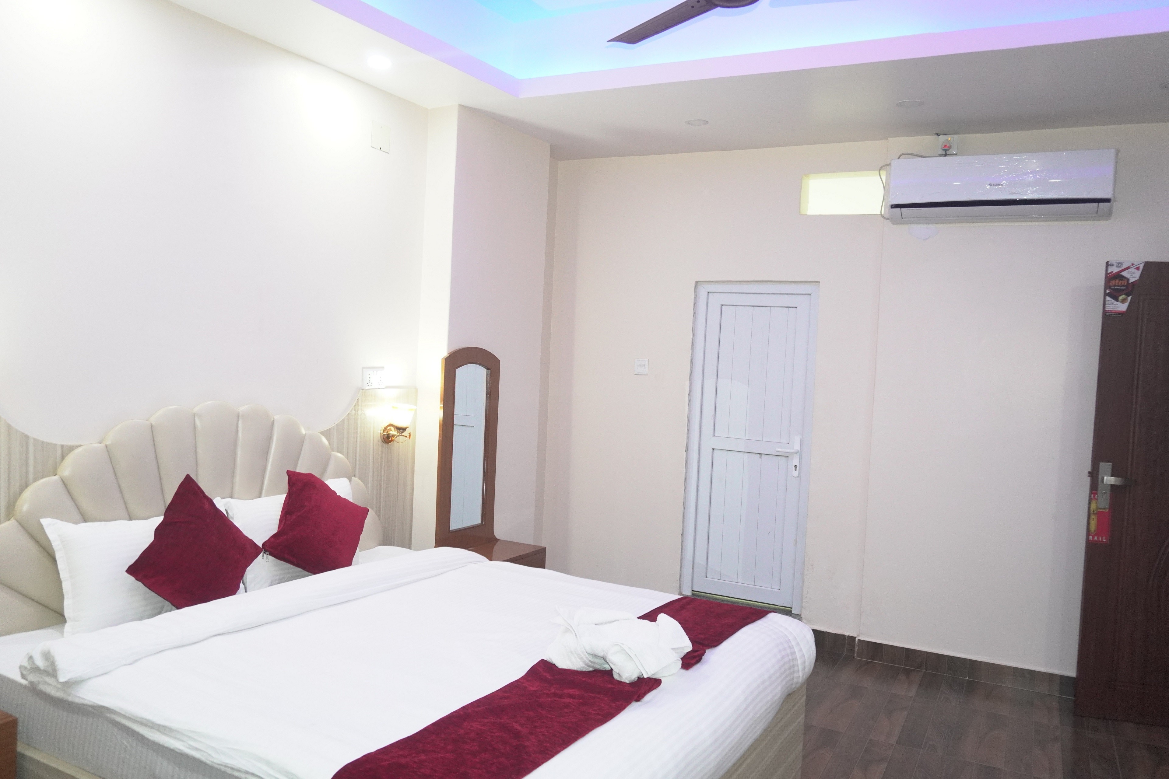 SUPER DELUXE ROOM