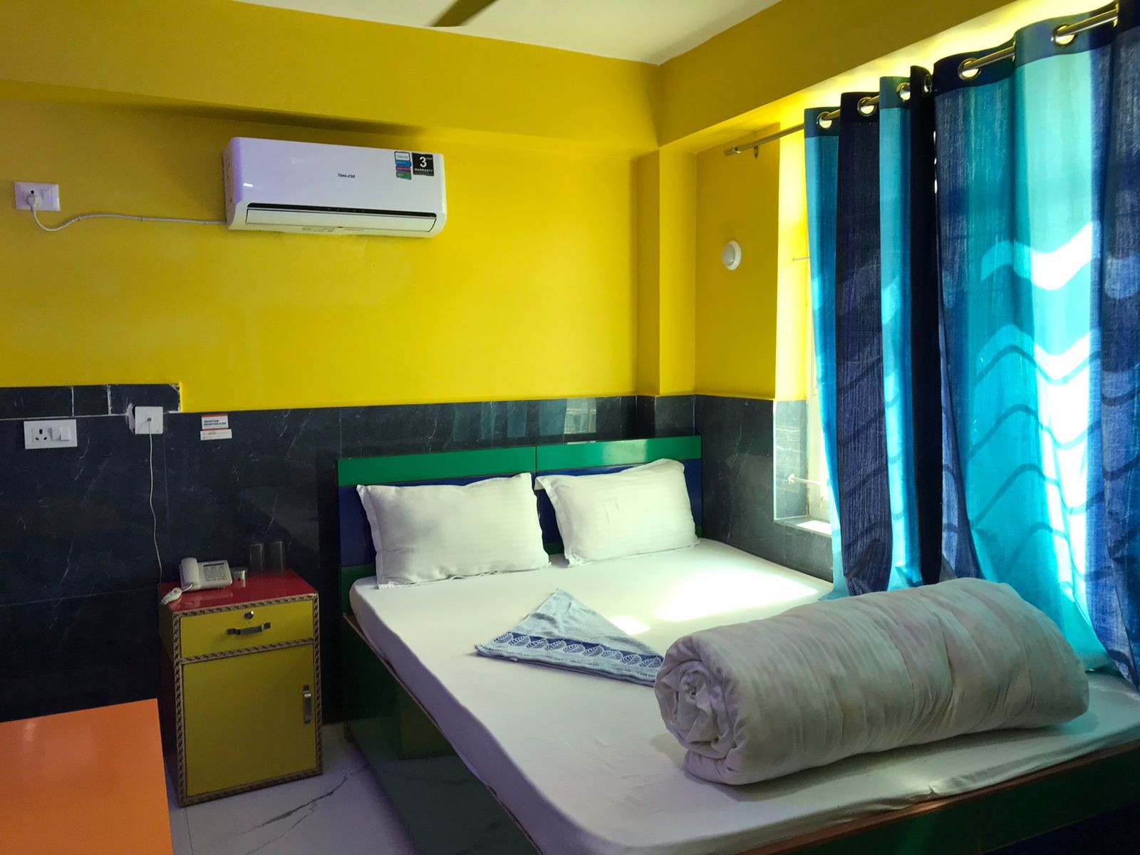 Hotel Nine Eleven|Deluxe Single Bed Room