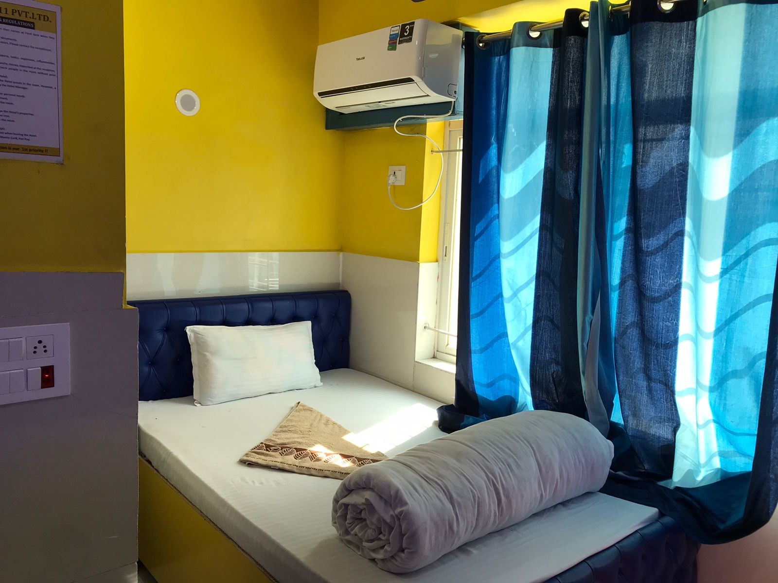 Single Deluxe Room