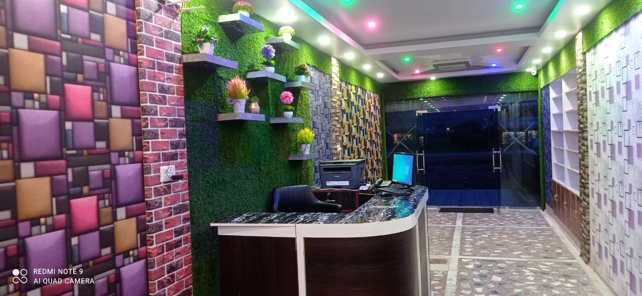 Hotel The Cave Garden & Restaurant