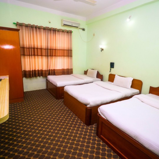 Hotel New Era|STANDARD AC TRIPLE
