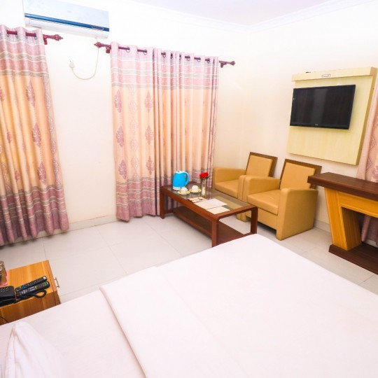 Hotel New Era|SUITE ROOM MASTER