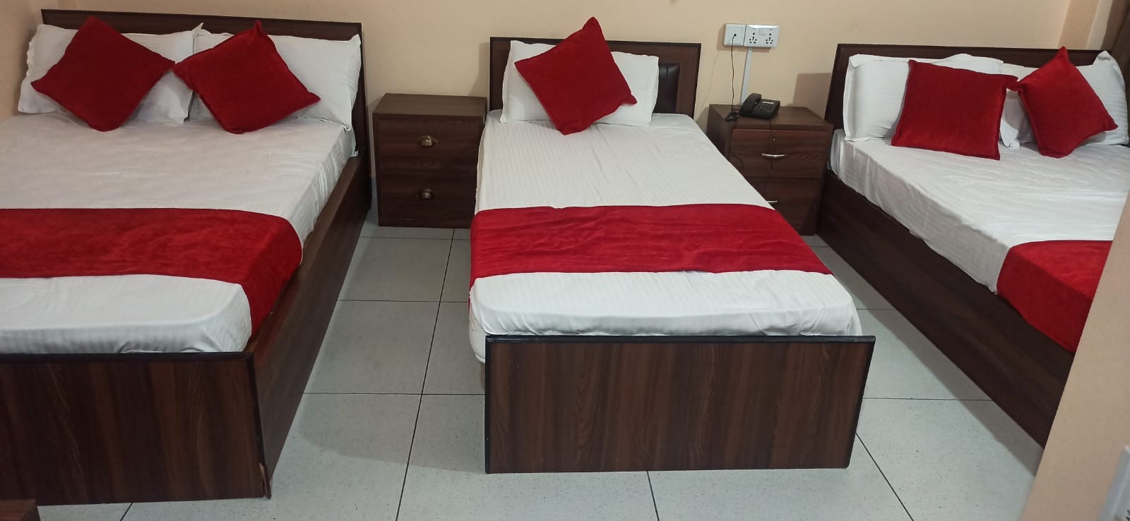TRIPLE BED