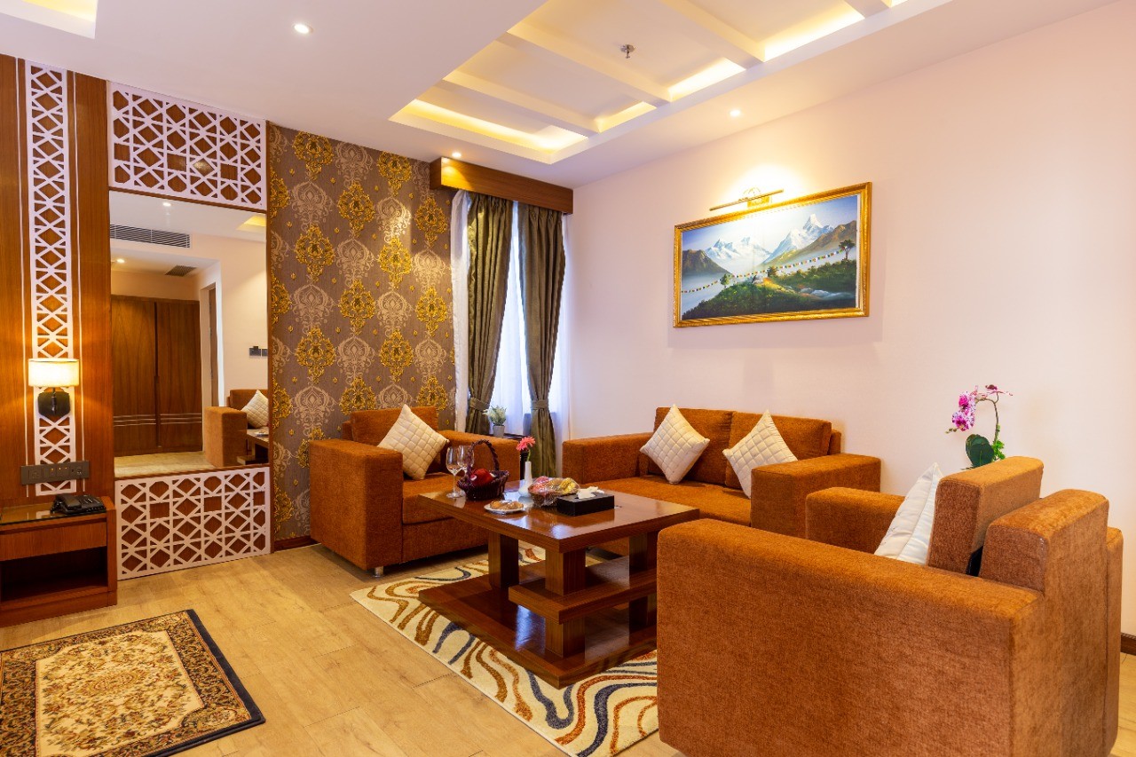 JUNIOR SUITE ROOM