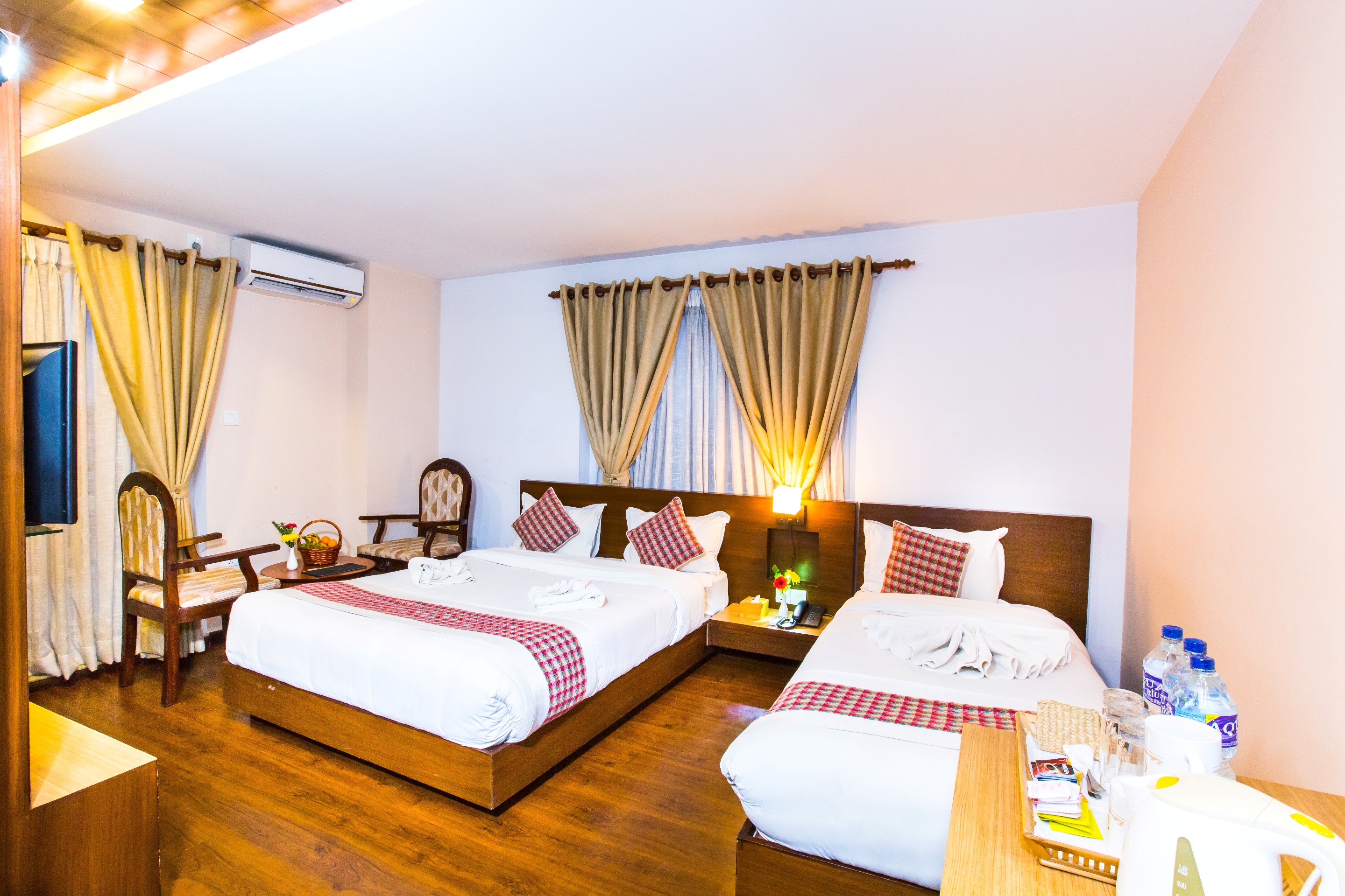 Kathmandu Suite Home|Twin Deluxe Room
