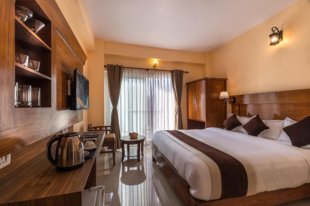 Hotel Lake Shore