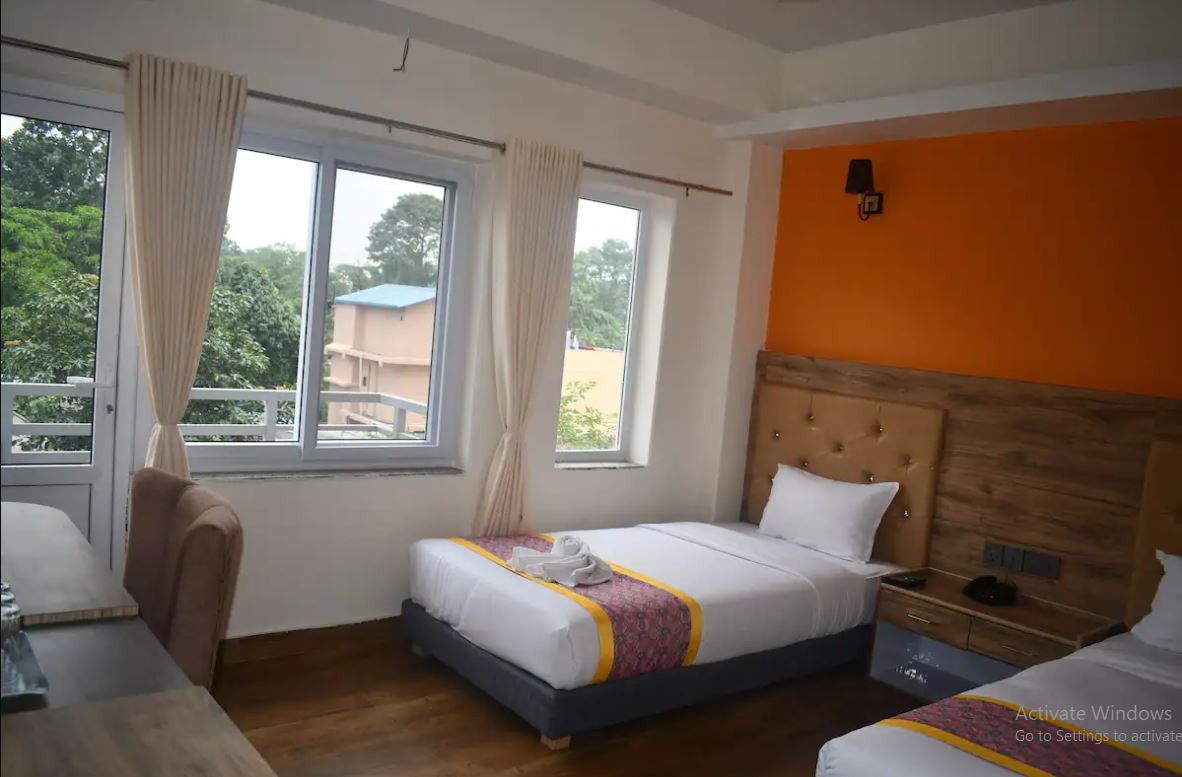 Standard Twin Room