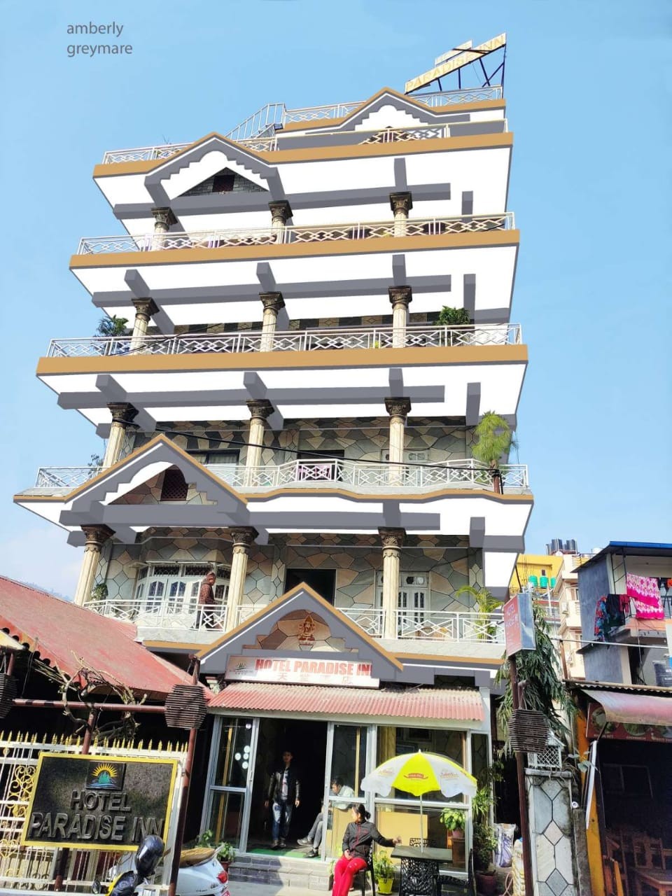 Hotel Paradise Inn