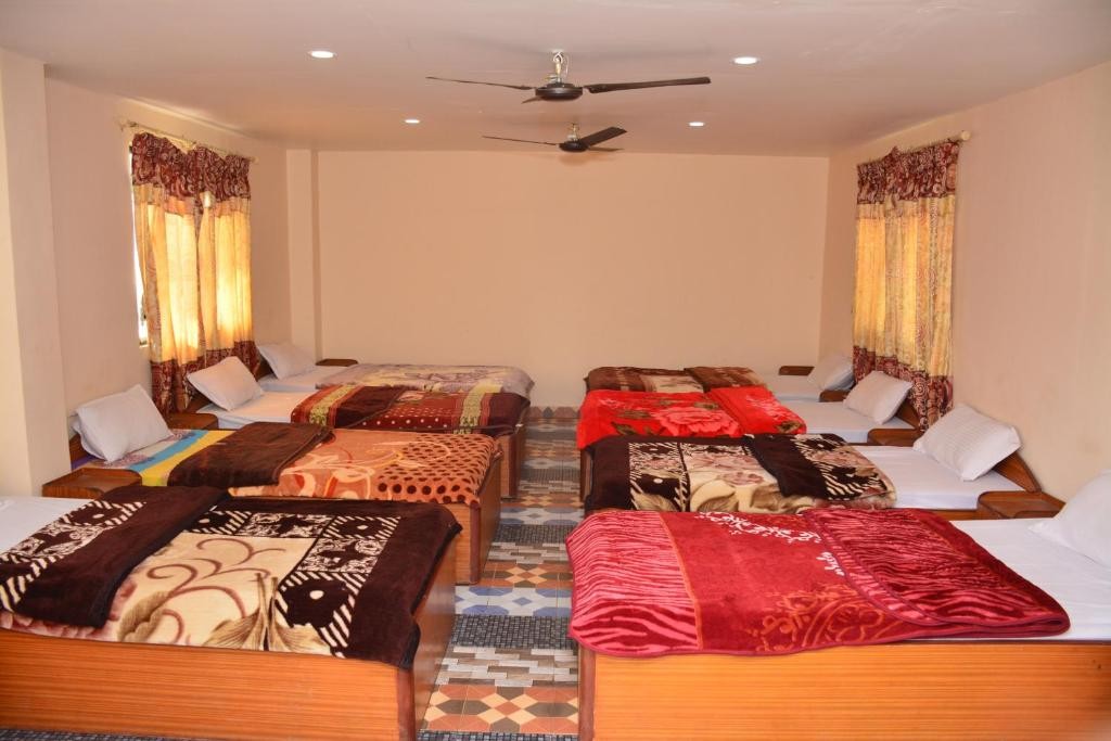 Hall room non Ac