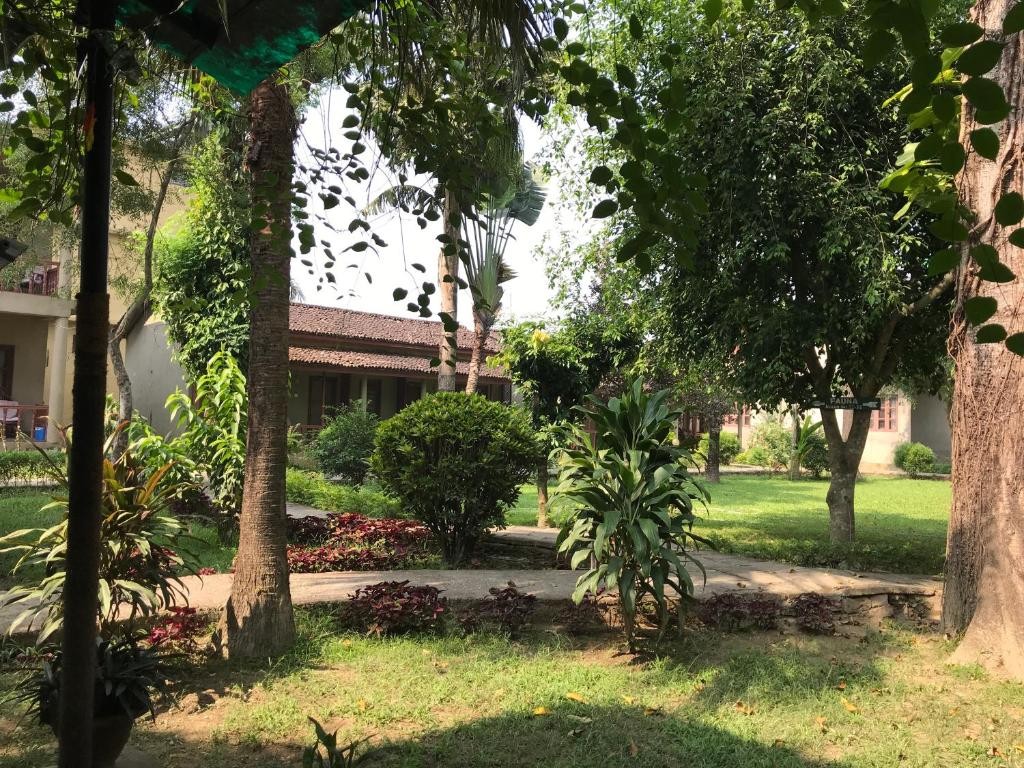 Unique Wild Resort