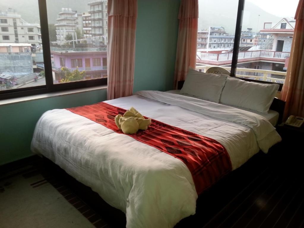 Hotel Fewa Holiday