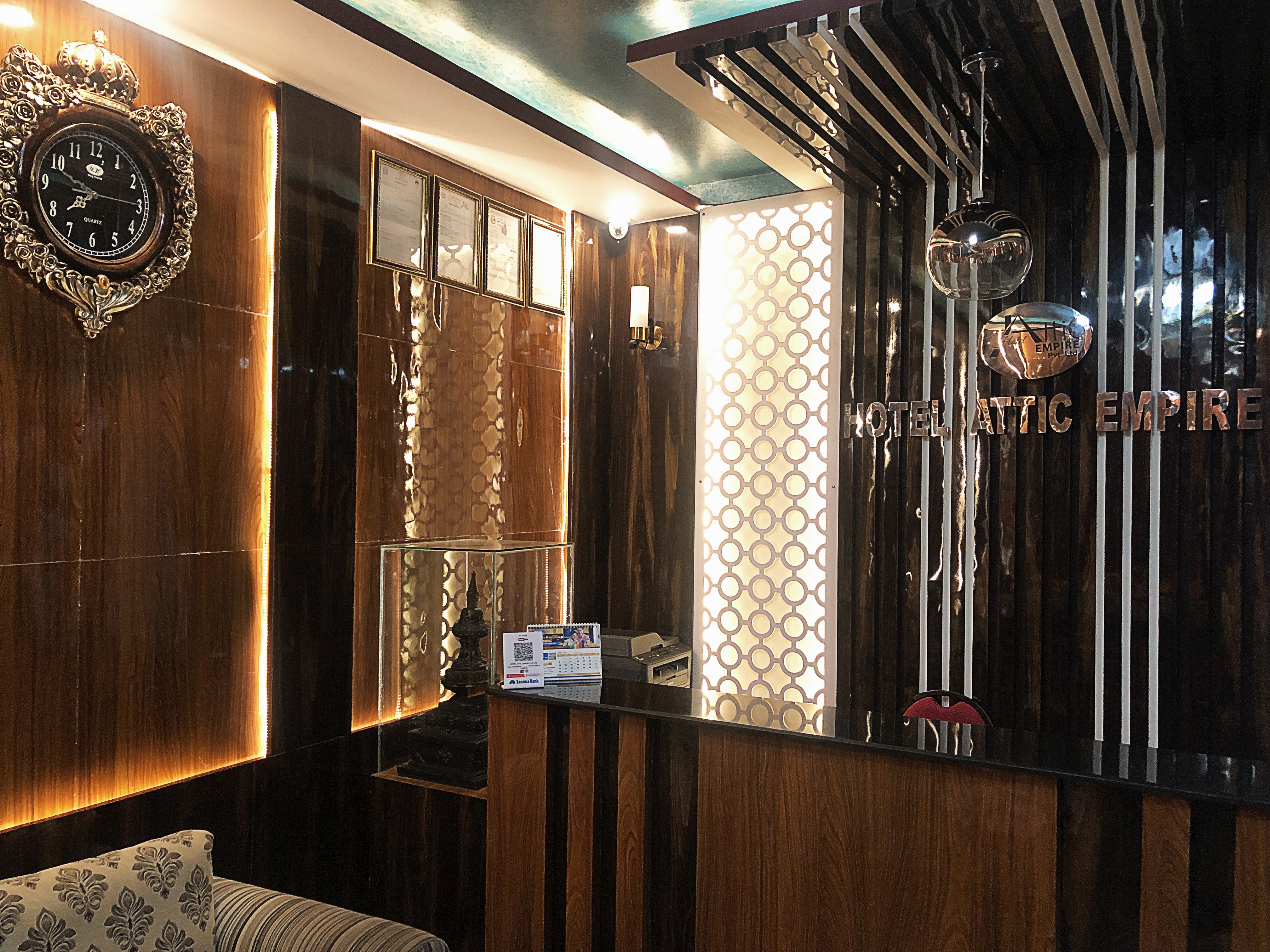 Hotel Attic Empire