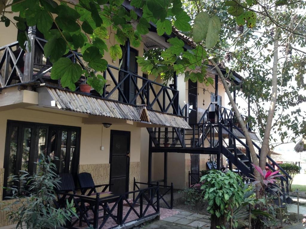 Hotel Riverside