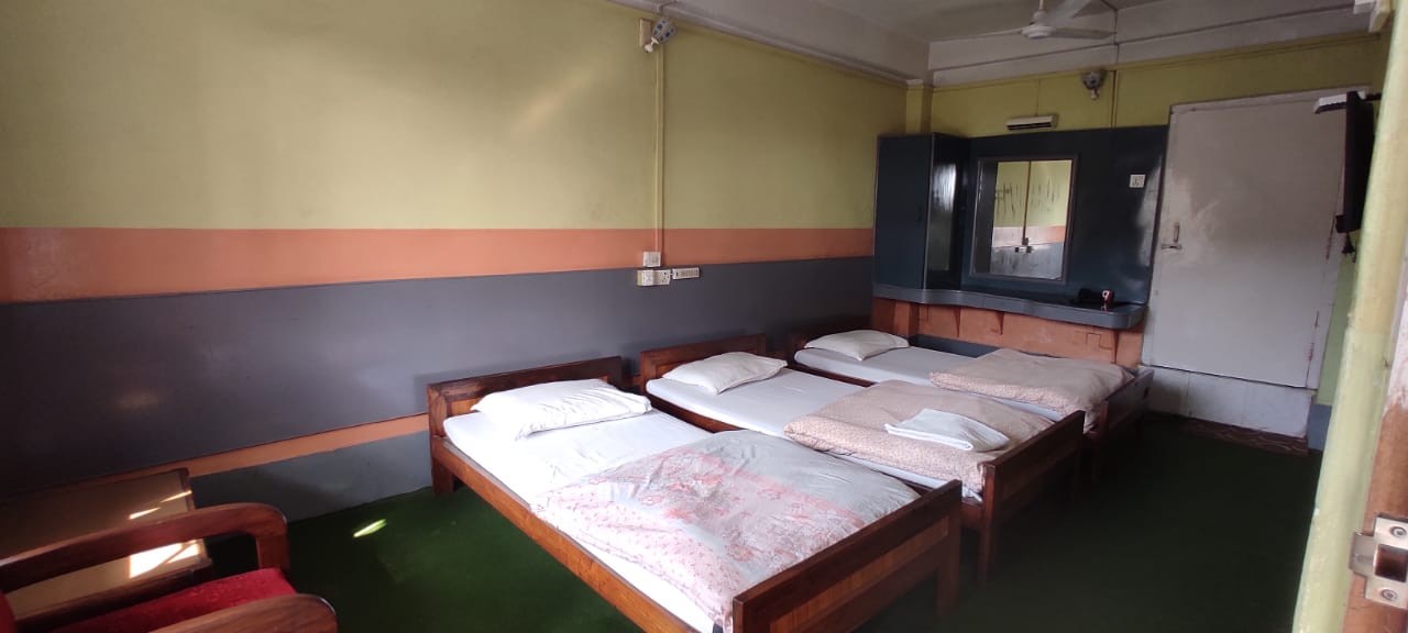 Triple Bed Non Ac