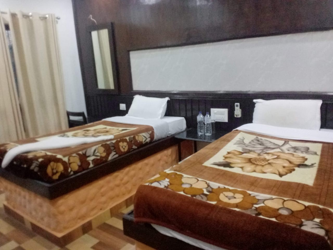 HOTEL SHIVA'S DREAM|king double room with AC HOTEL SHIVA'S DREAM|king double room with AC