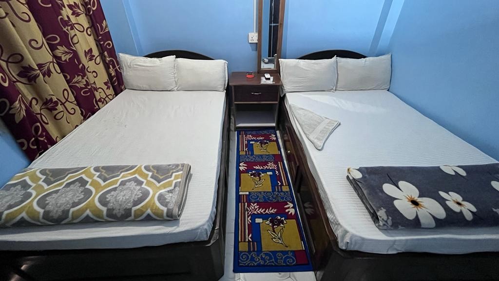 Bastola Hotel And Lodge