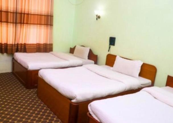 Bastola Hotel And Lodge