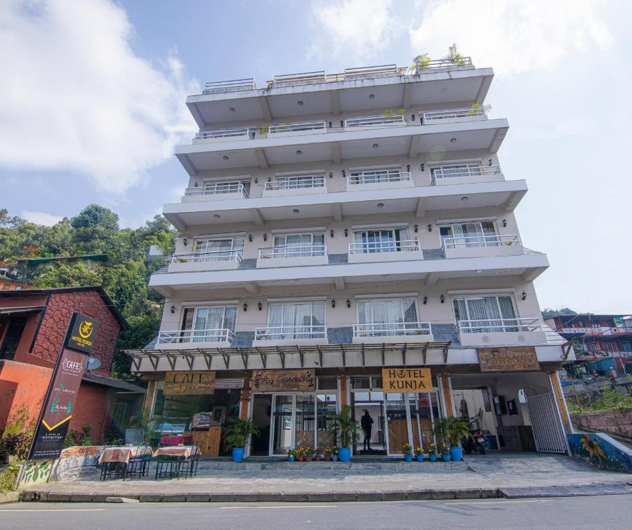 Hotel Kunja