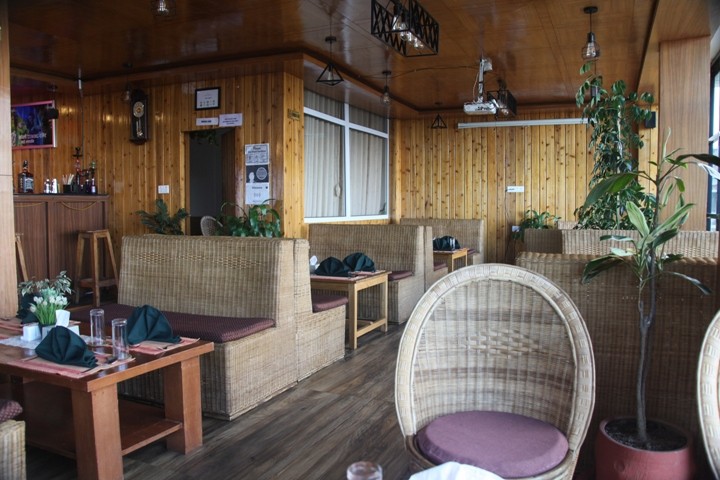 Hotel Easton Blue