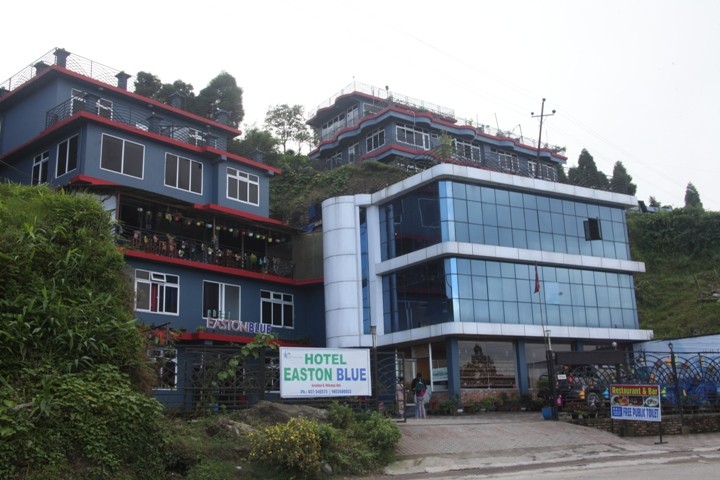 Hotel Easton Blue