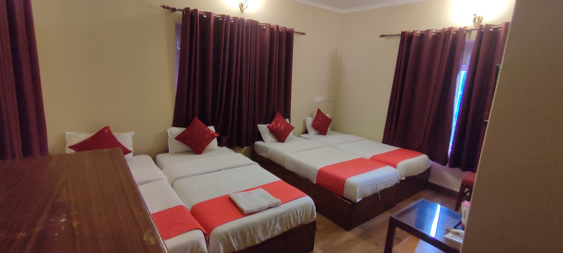 Hotel Middle Sky