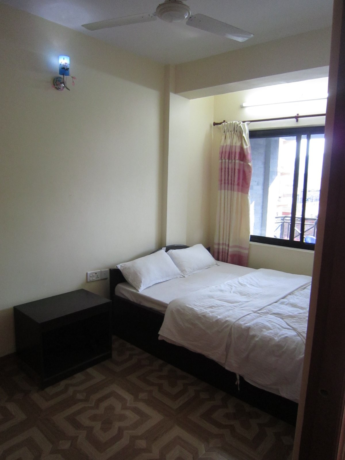 Hotel Sunflower