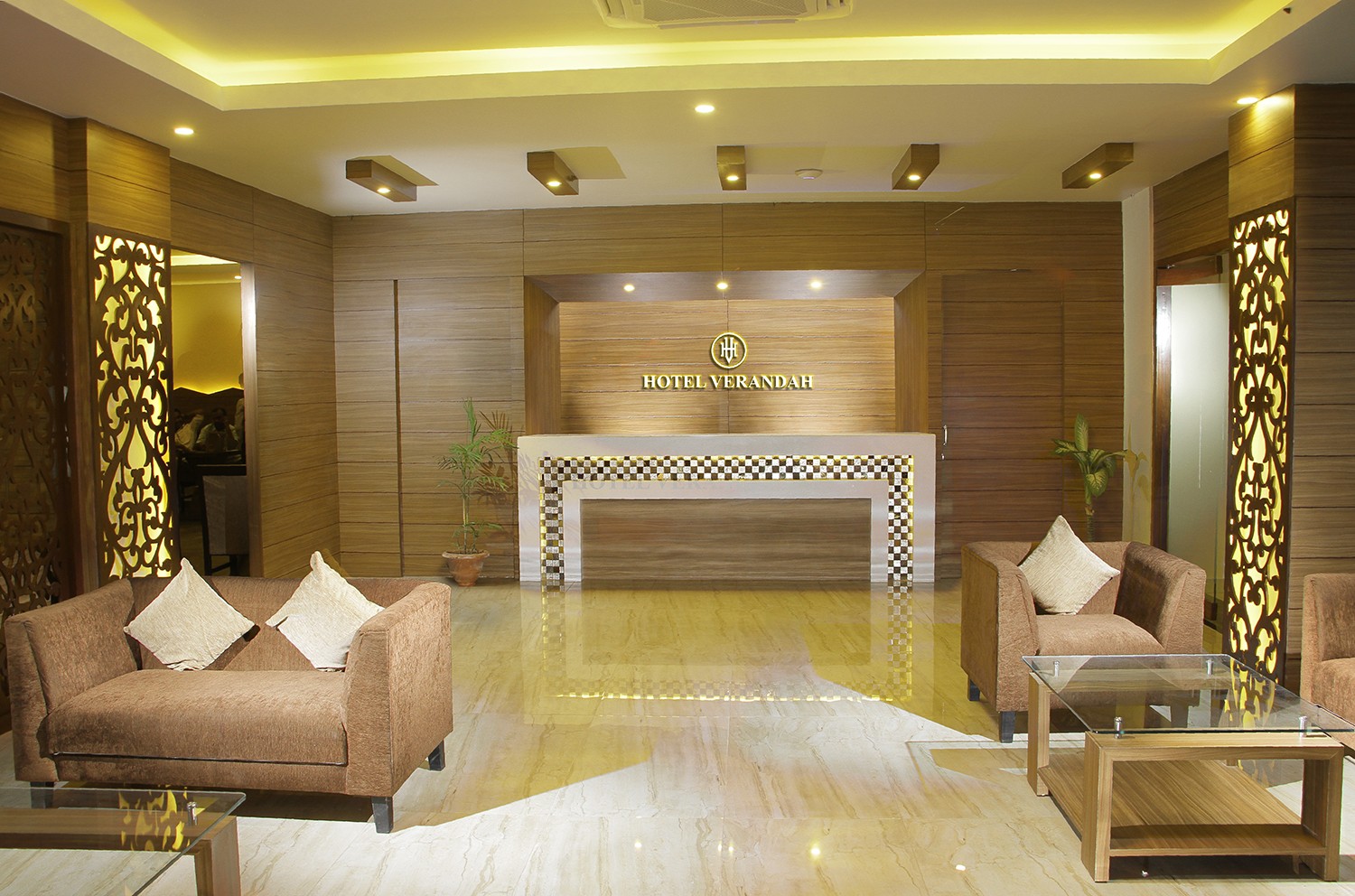 Hotel Verandah