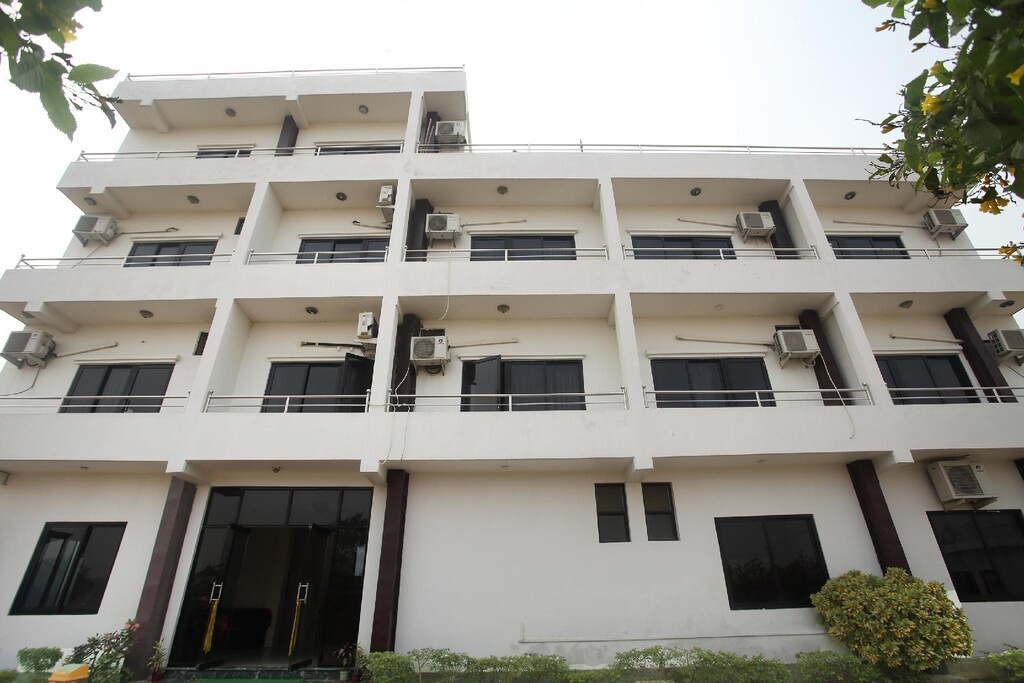 Hotel Peace Zone