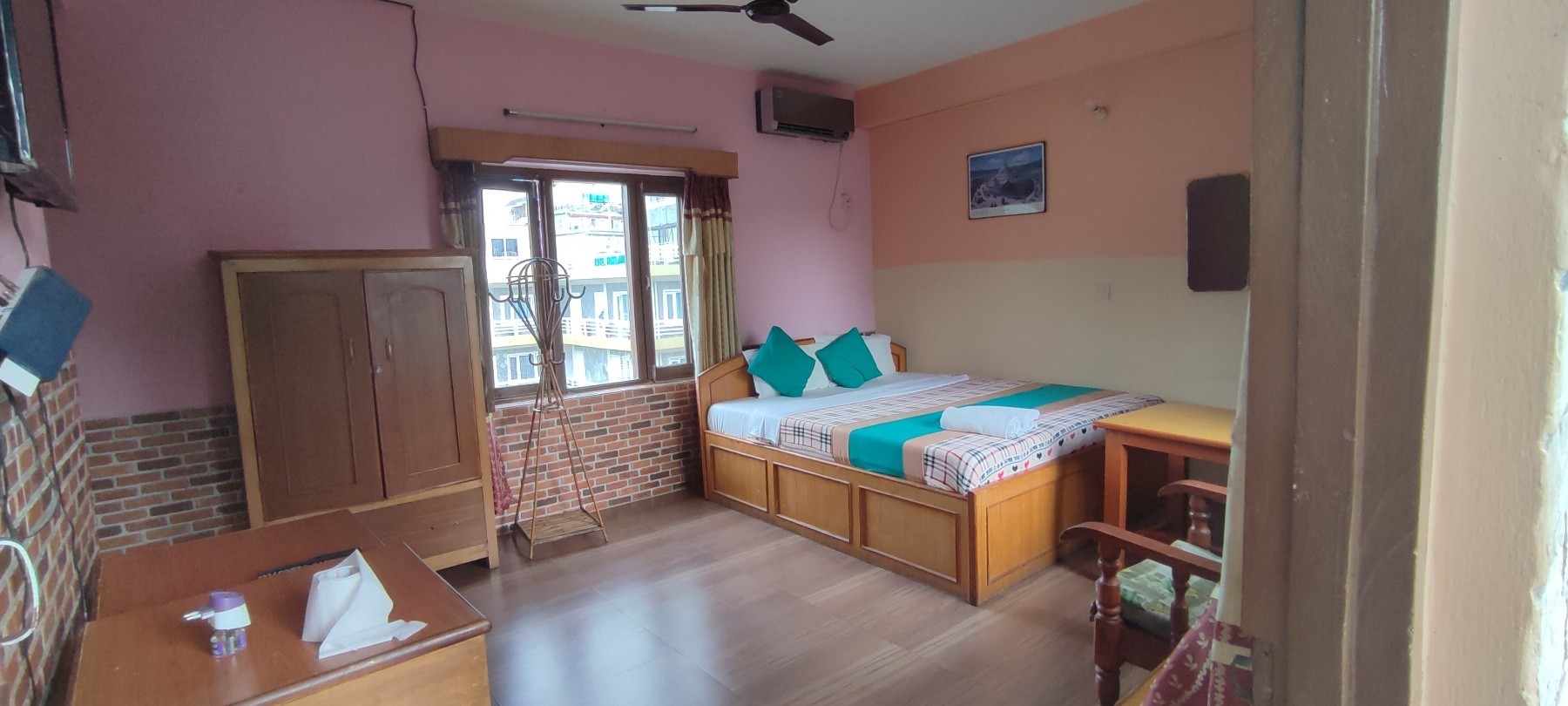 Hotel Lotus Inn