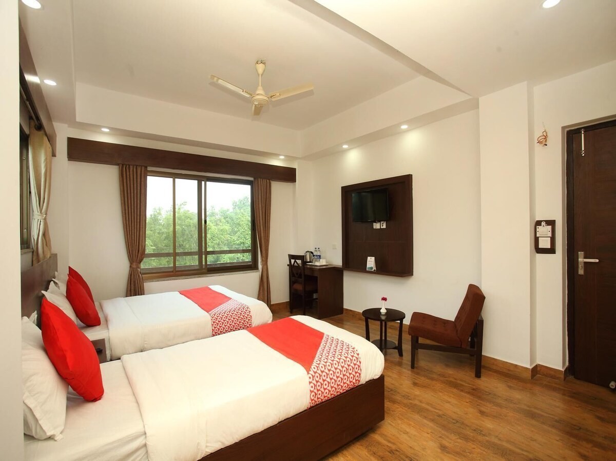 Hotel Aloka Inn