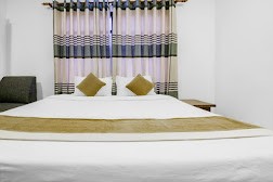 Hotel Aakash International