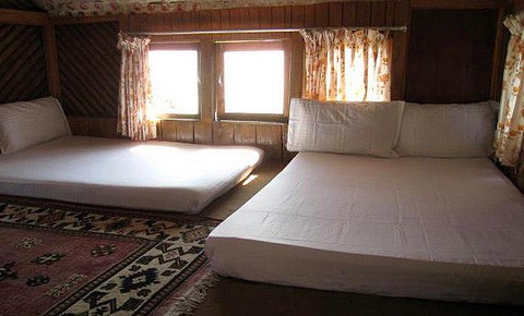 Sherpa Alpine Cottage