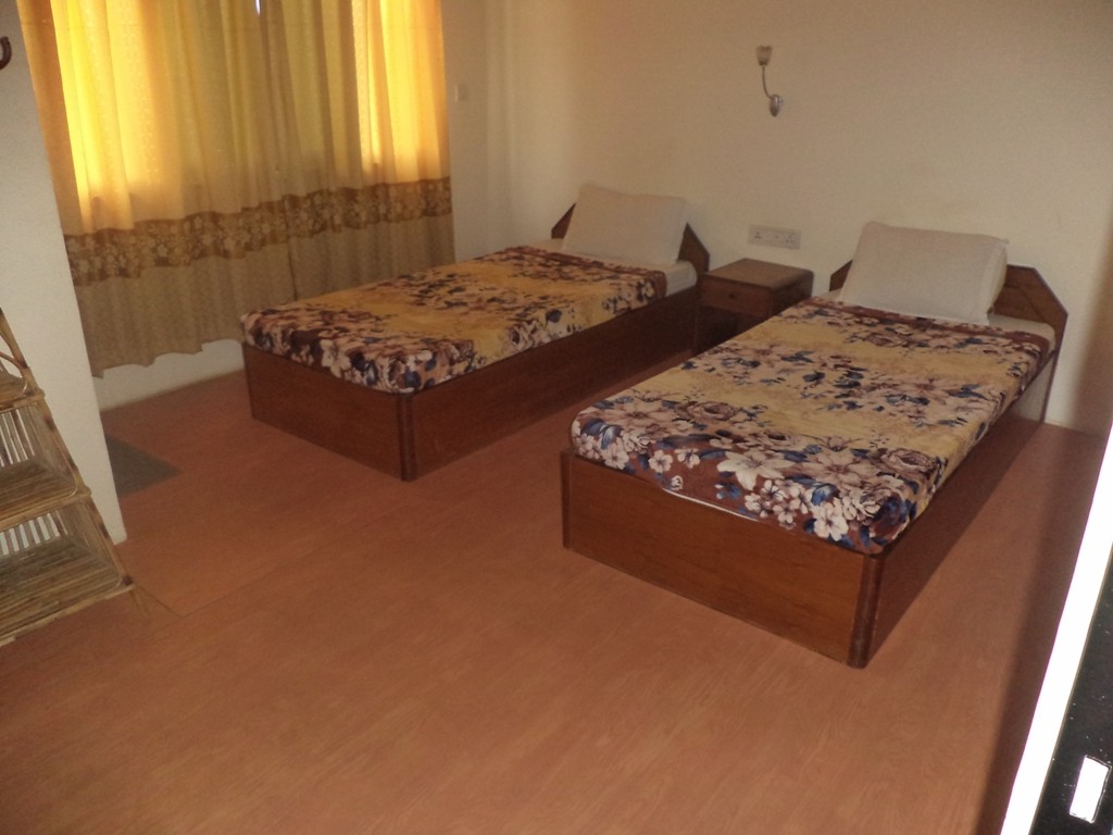 Standard Twin Bed Non AC