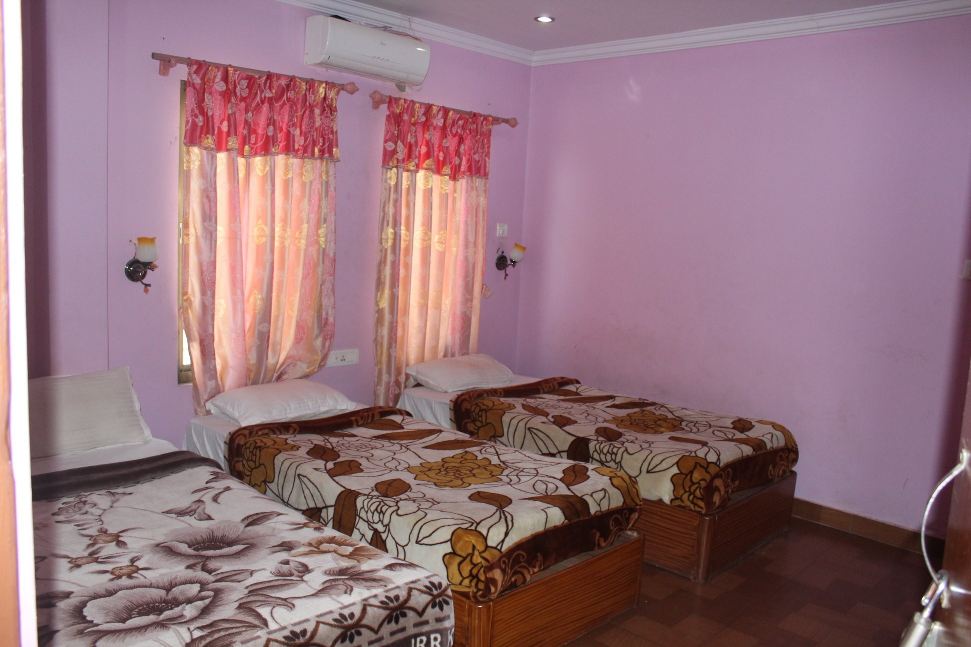 Hotel Gautam Buddha
