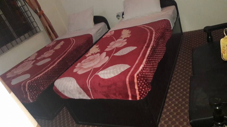 Hotel President Lodge & Restaurant