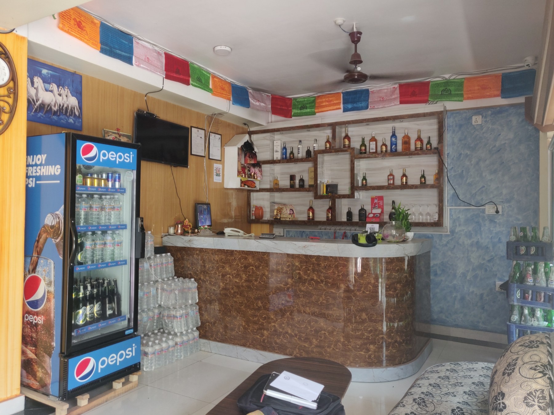 Nanglo Guest House And Restaurant
