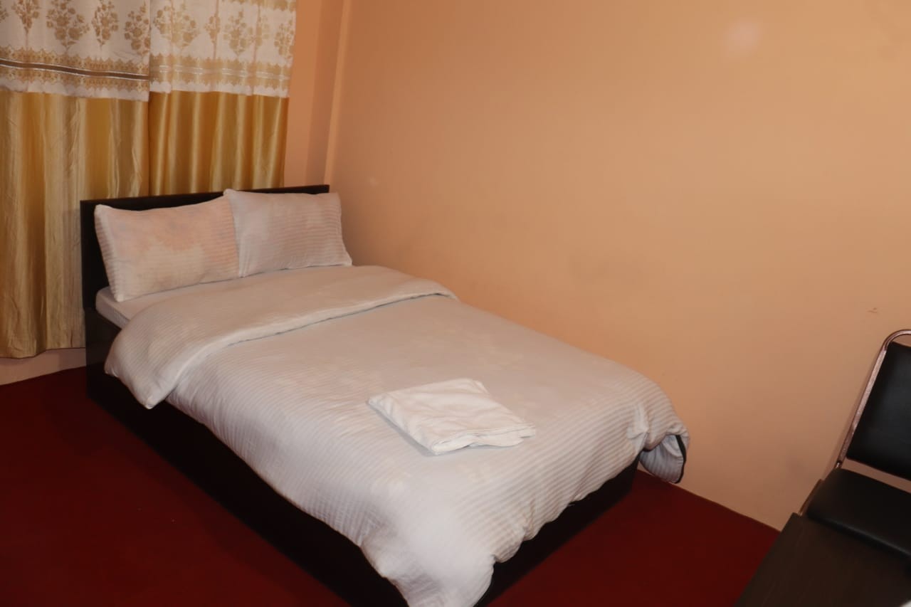 Manjari Restaurant and Motel