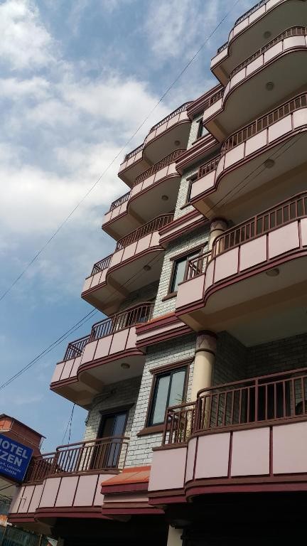 Hotel Ezen