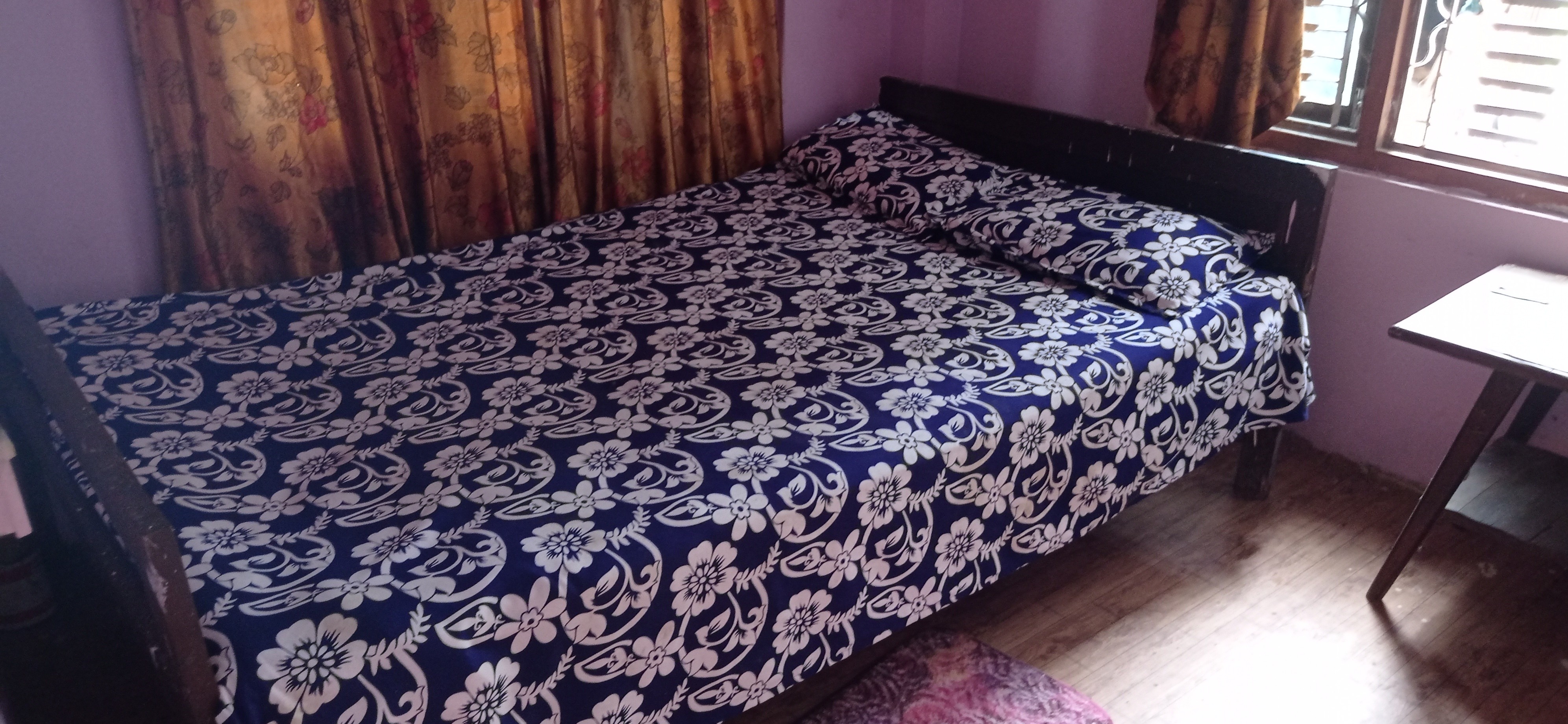 Chitwan Restaurant & Lodge