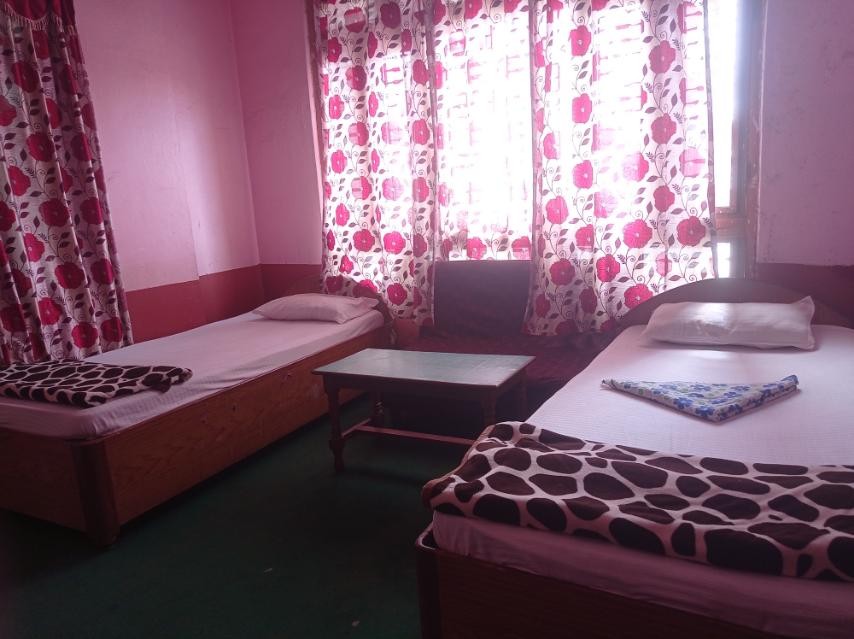 Shirsthan Hotel & Restaurant