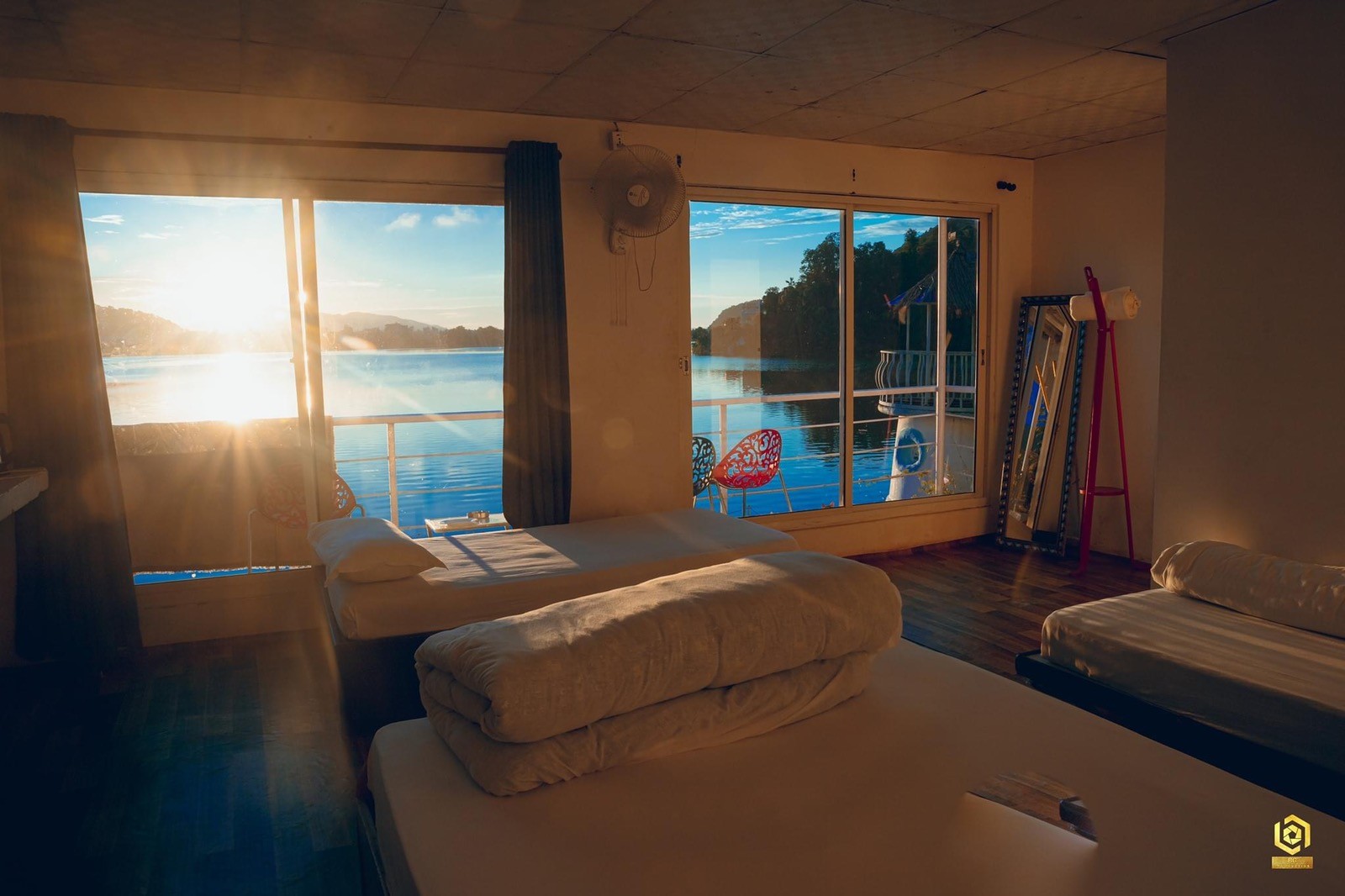 Lake/ sunrise View Quad Deluxe